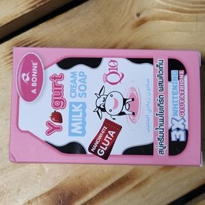 A Bonne Milk Cream Soap 3X Whitening Glutathione 90g